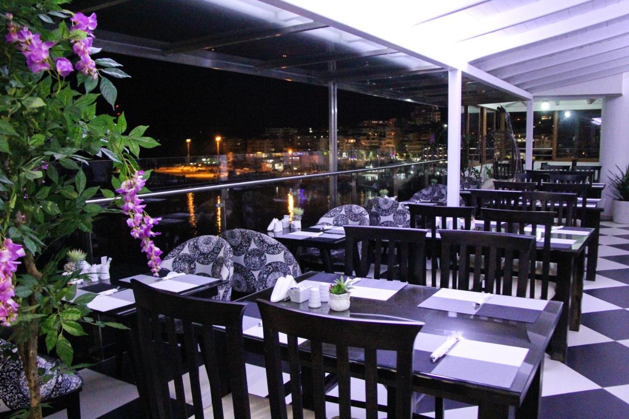 Republika Hotel Sarandë Buitenkant foto