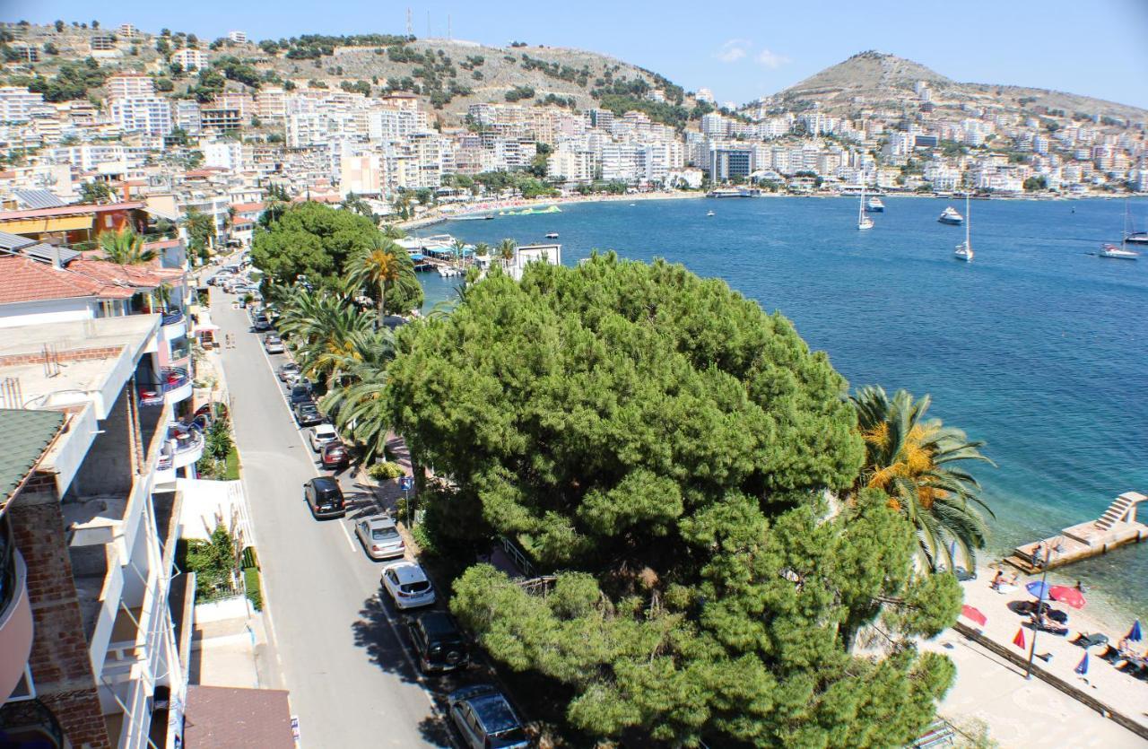 Republika Hotel Sarandë Buitenkant foto