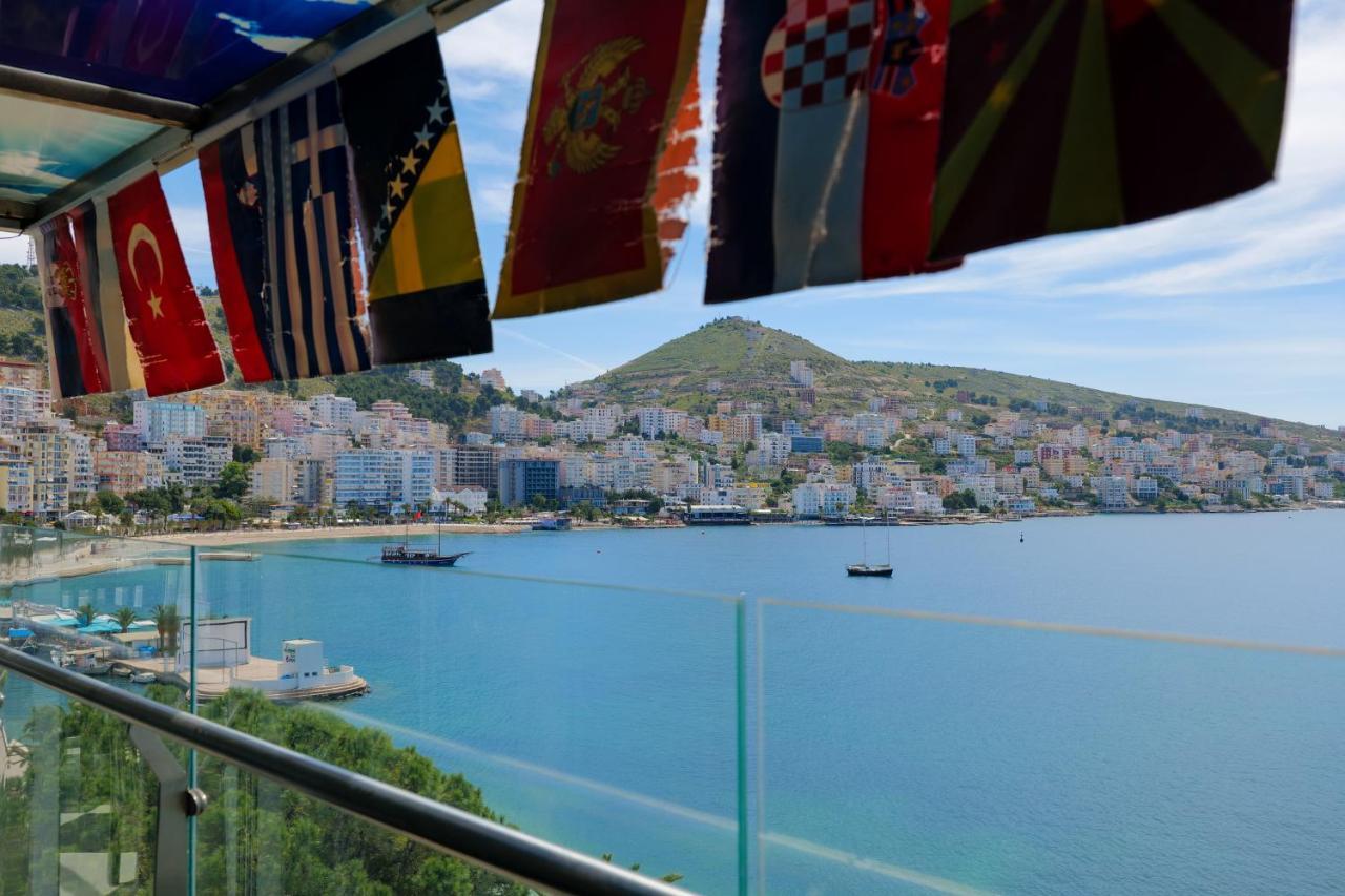 Republika Hotel Sarandë Buitenkant foto