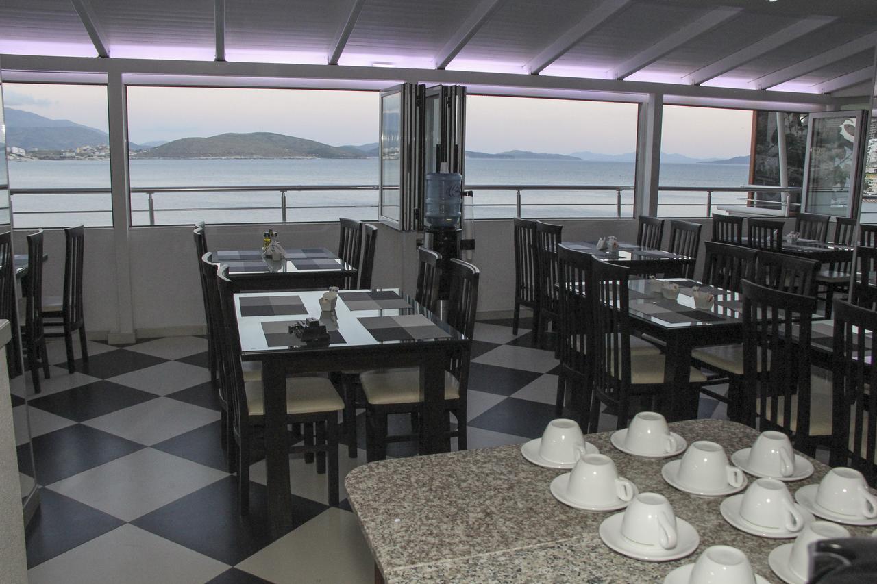Republika Hotel Sarandë Buitenkant foto