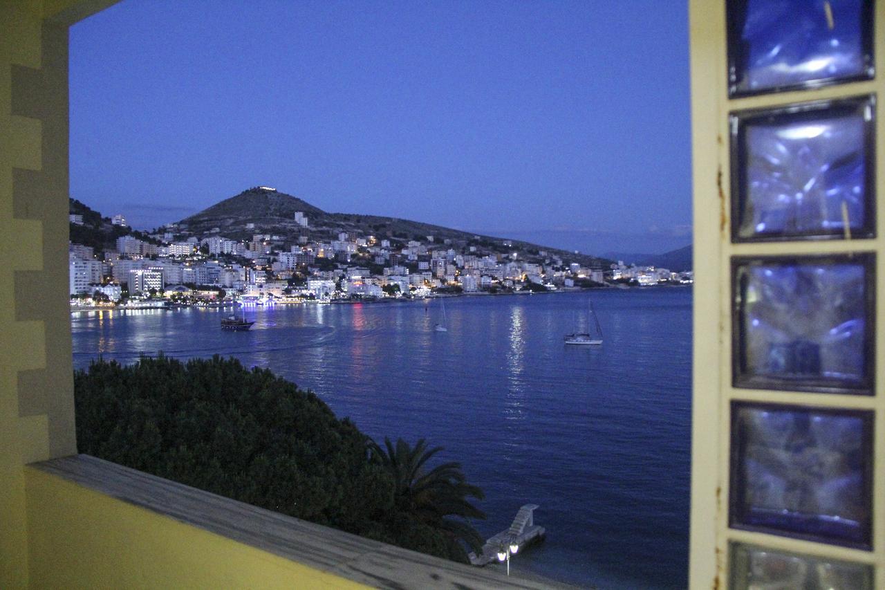 Republika Hotel Sarandë Buitenkant foto