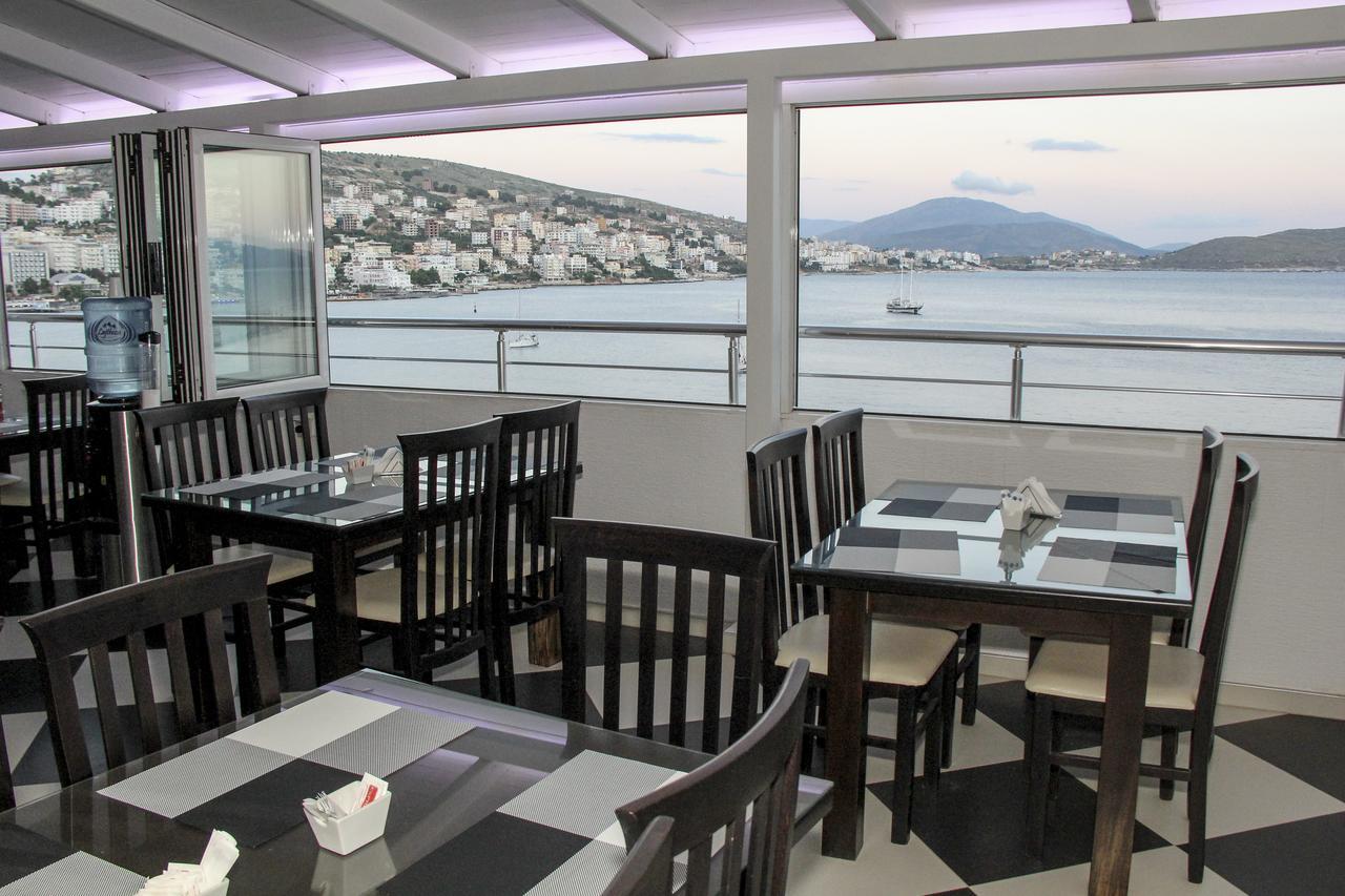 Republika Hotel Sarandë Buitenkant foto